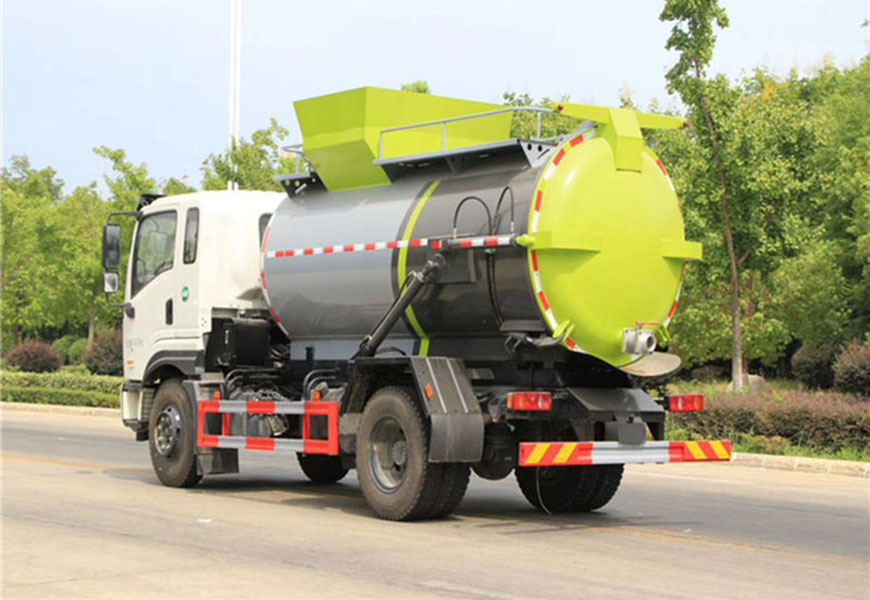 國(guó)六東風(fēng)專(zhuān)底D1餐廚垃圾車(chē)