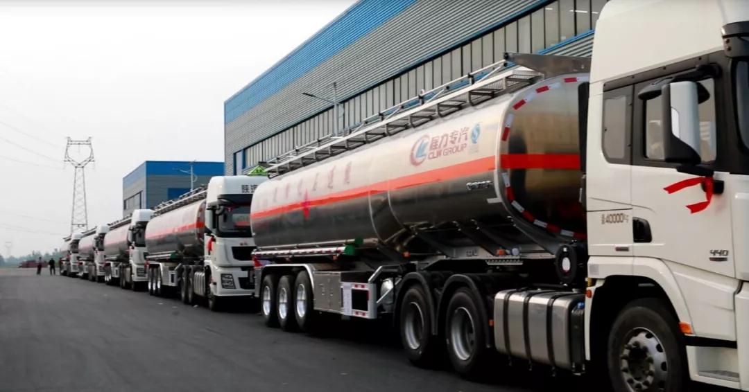 程力危化車(chē)制造公司新型輕量化全鋁合金危化運(yùn)輸車(chē)成行業(yè)驕子